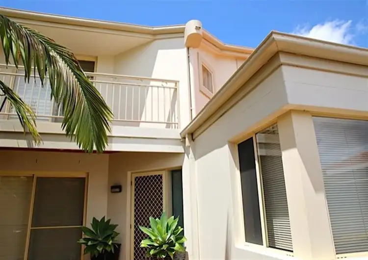 Second view of Homely house listing, 8113 Magnolia Gardens Court, Hope Island QLD 4212