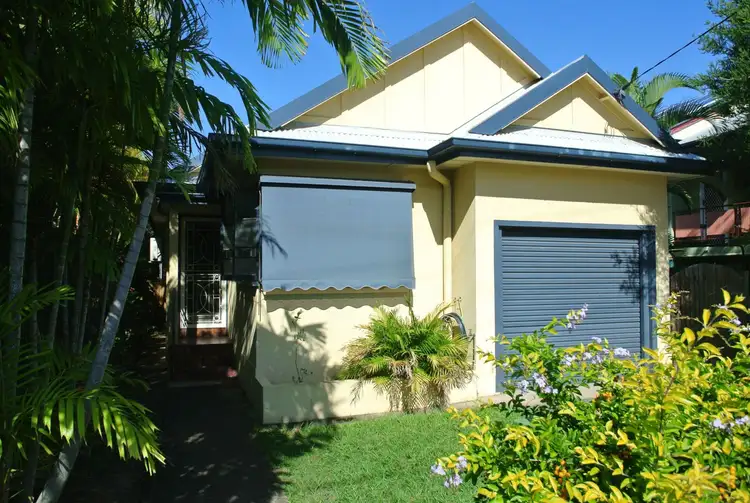 652 Oxley Avenue, Scarborough QLD 4020