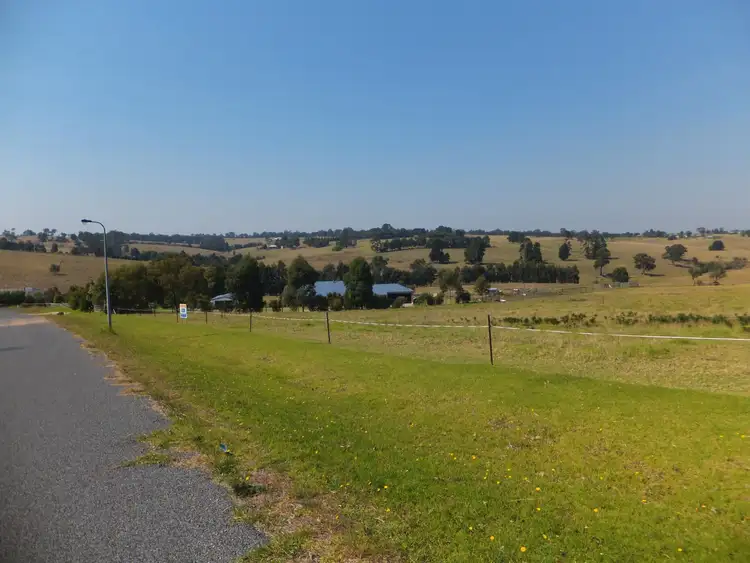 Third view of Homely land listing, 10 Ronwin Court, Bairnsdale VIC 3875