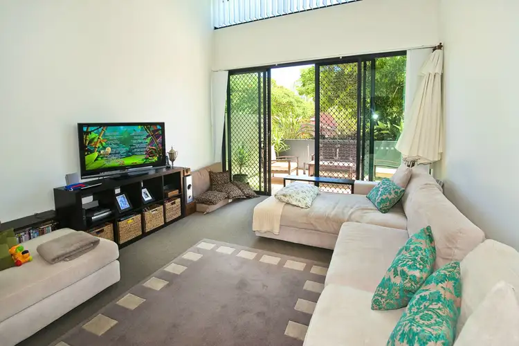 Third view of Homely unit listing, 102/25 Dix Street, Redcliffe QLD 4020