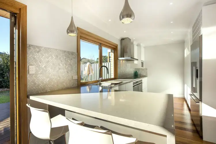 Fifth view of Homely house listing, 8 Alwyn Court, Keilor East VIC 3033