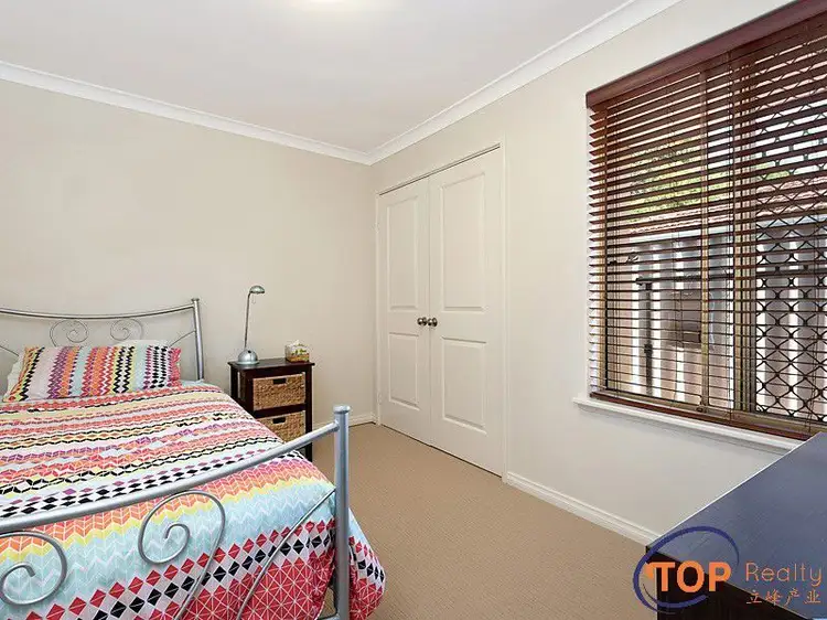 Sixth view of Homely house listing, 49 Cameron Court, Willetton WA 6155