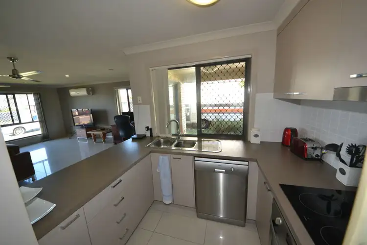 Seventh view of Homely house listing, 8 Lawson Court, Gracemere QLD 4702