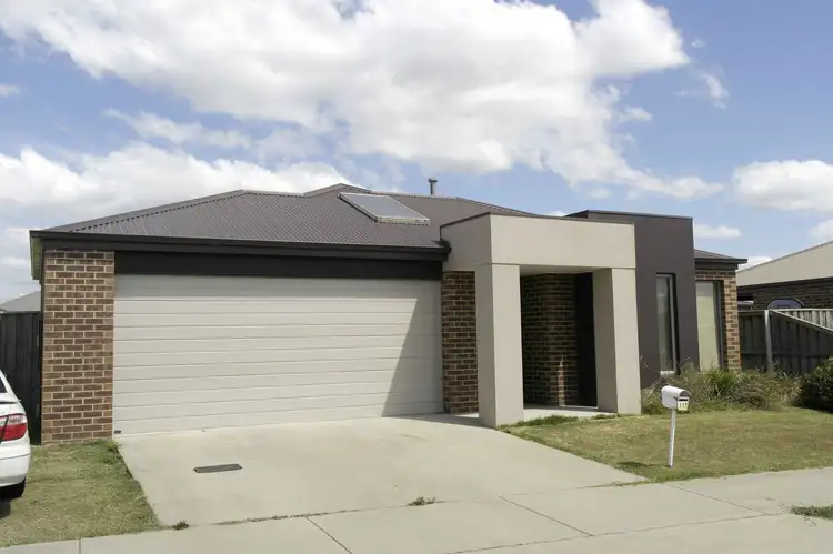 Main view of Homely house listing, 117 Hammersmith Circuit, Traralgon VIC 3844