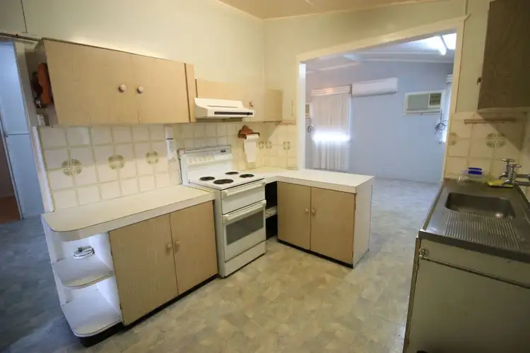 Second view of Homely house listing, 6 ELEVENTH Avenue, Home Hill QLD 4806