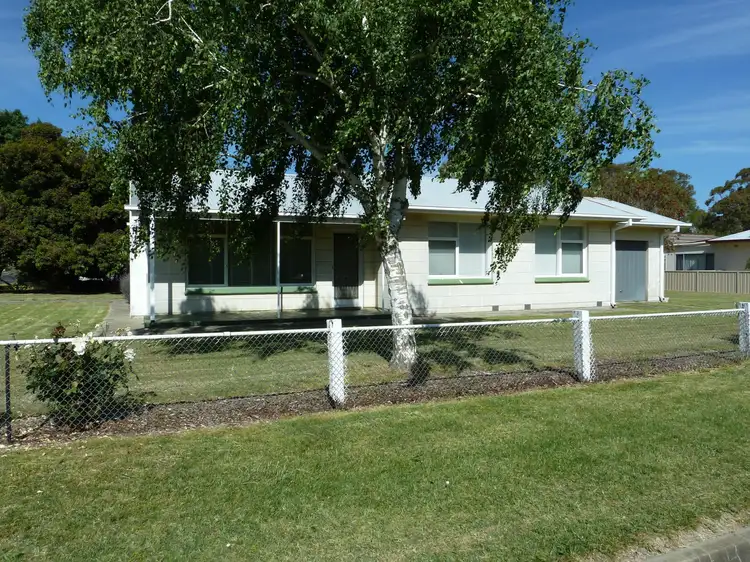 19 Queen Street, Penola SA 5277