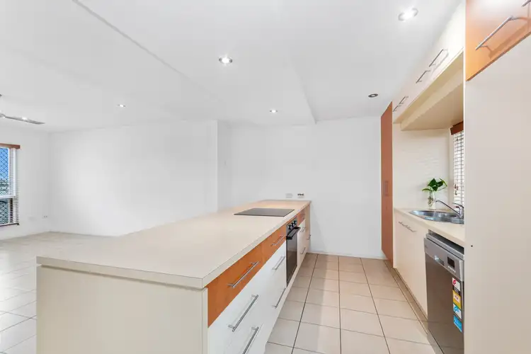 Third view of Homely unit listing, 98/1 Burnda Street, Kirwan QLD 4817