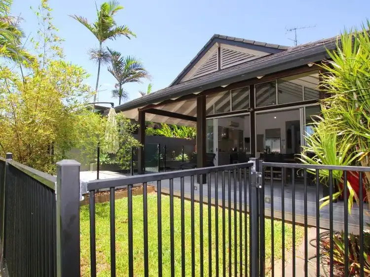 Fourth view of Homely unit listing, 1/2b Reid Road, Wongaling Beach QLD 4852