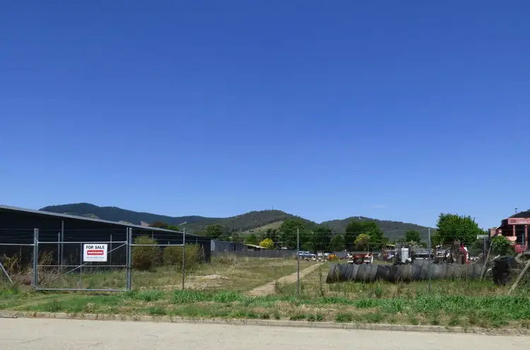 8 Jubilee Street, Myrtleford VIC 3737