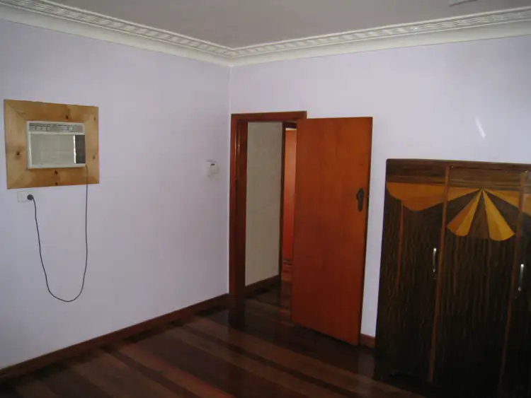 Fifth view of Homely house listing, 10 Lindwall Street, Upper Mount Gravatt QLD 4122