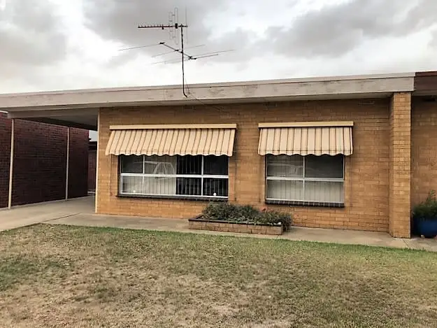 73 Barkly Street