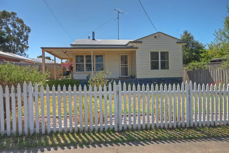 26 Wallace St, Bairnsdale VIC 3875