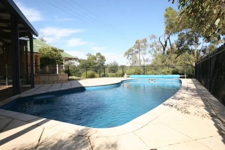 63 The Cattle Track St, Crystal Brook SA 5523