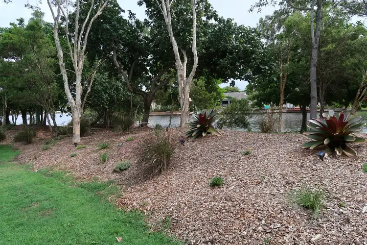 2/20 Baywater Drive St, Twin Waters QLD 4564