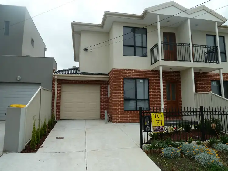16 C Laura Grove, Avondale Heights VIC 3034
