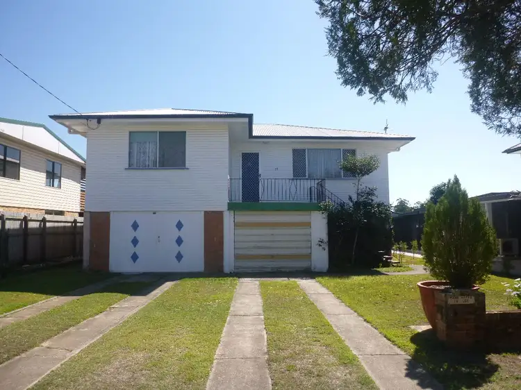 17 Essey Street, Clontarf QLD 4019