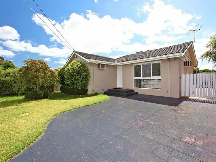 103 Embankment Grove, Chelsea VIC 3196