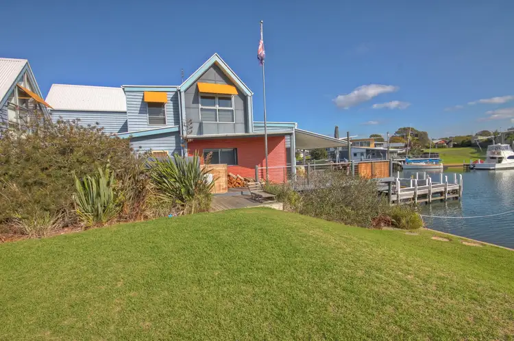 Second view of Homely house listing, 8 Fort King Pl, Paynesville VIC 3880