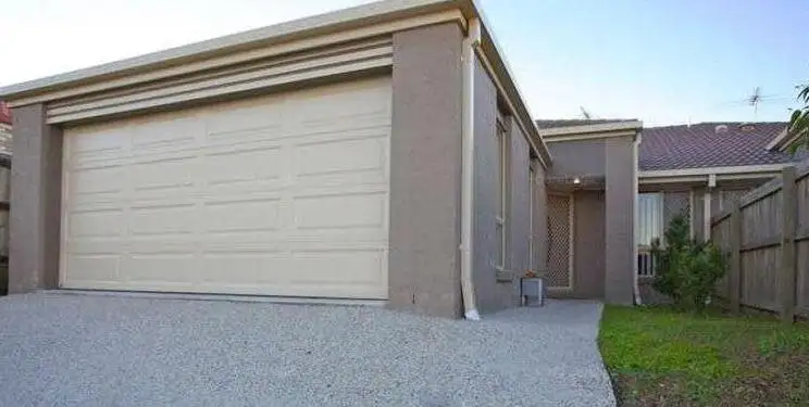 1/4 Eugenia Ave, Rothwell QLD 4022