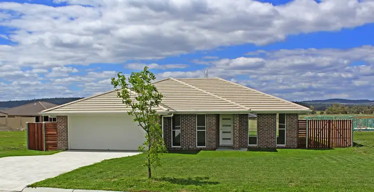 16 Derby Dr, Warwick QLD 4370