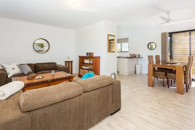 Sixth view of Homely house listing, 5 Simone Court, Monkland QLD 4570