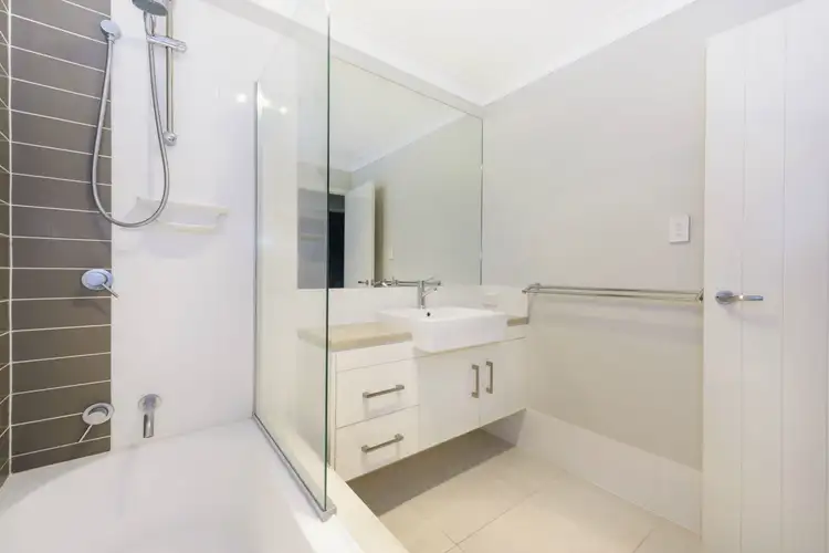 Sixth view of Homely unit listing, 4/241d Mackenzie Street, Centenary Heights QLD 4350