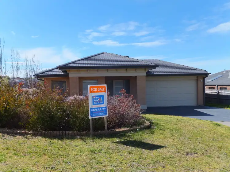 8 Stewart Place, Bairnsdale VIC 3875