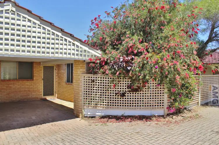 Main view of Homely unit listing, 2/26 Murray Road, Palmyra WA 6157