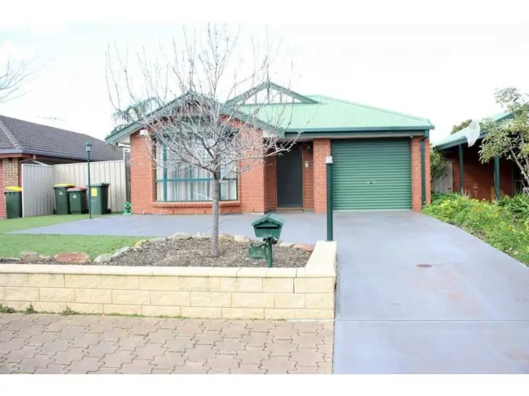 18 Casadio Court