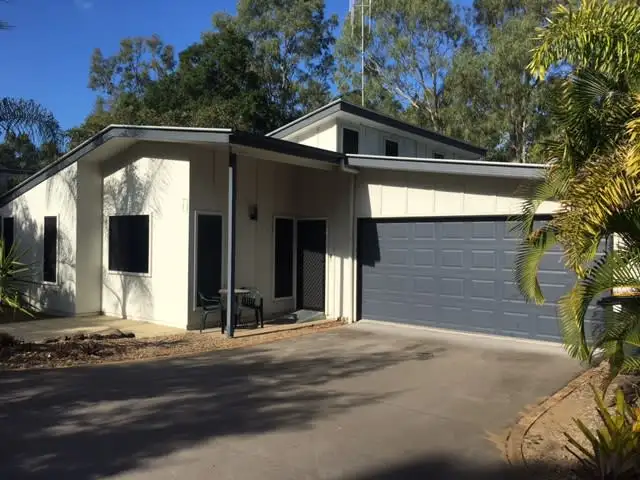 2/4A Kentia Ave, Moore Park Beach QLD 4670