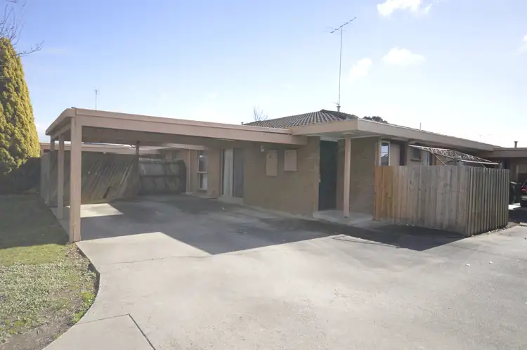 Main view of Homely unit listing, 2/8-10 Strathcole Drive, Traralgon VIC 3844