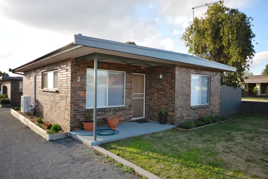 Main view of Homely unit listing, 2/11 Franklin St, Stawell VIC 3380