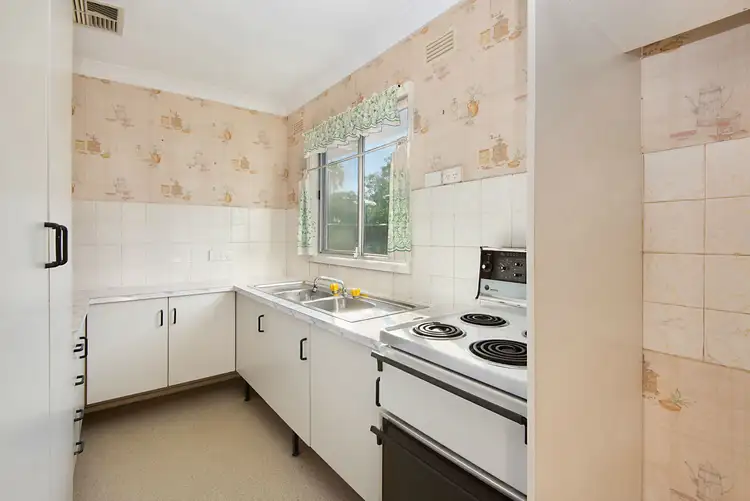 Fourth view of Homely house listing, 8 Labrador Street, Rooty Hill NSW 2766