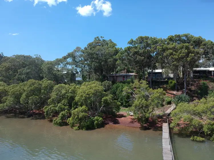 132 Western Road, Macleay Island QLD 4184