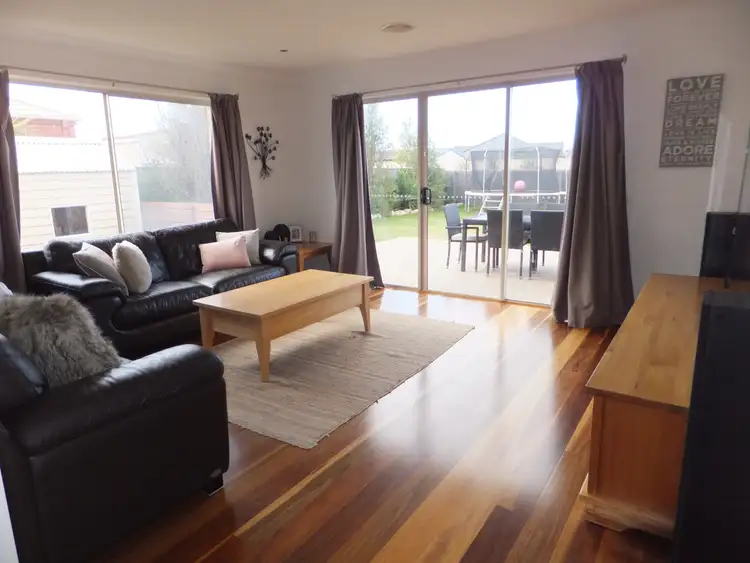 Sixth view of Homely house listing, 90 Gatehouse Dr, Bairnsdale VIC 3875