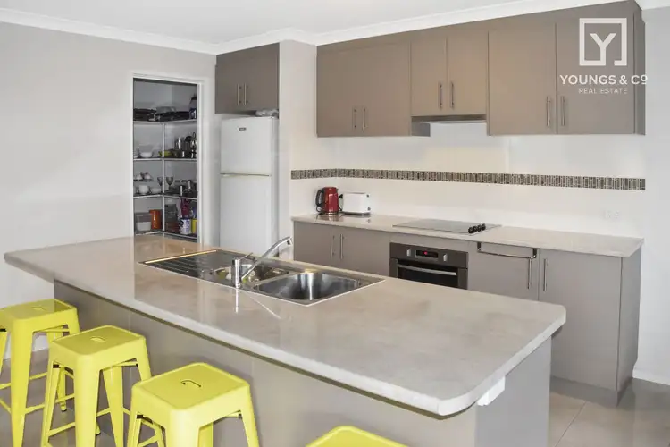Second view of Homely house listing, 5/1-7 Pyrus Ct, Kialla VIC 3631