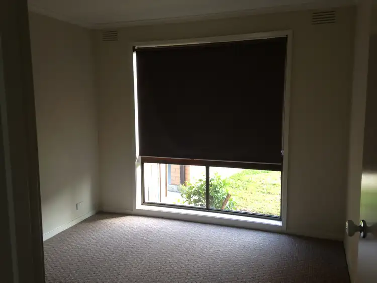 Sixth view of Homely house listing, 9 Sally Ct, Traralgon VIC 3844