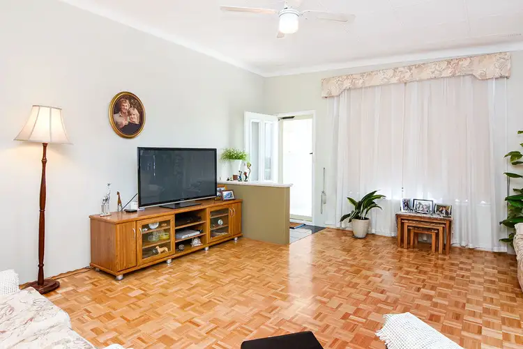 Fifth view of Homely house listing, 75B Parkdale Avenue, South Bunbury WA 6230