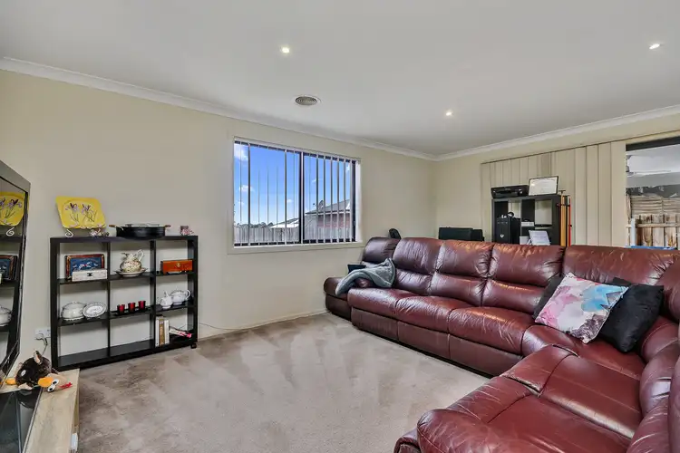 Seventh view of Homely house listing, 1 Mcclure Ct, Traralgon VIC 3844