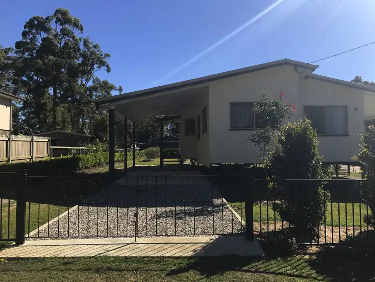 17 Natone Tce, Macleay Island QLD 4184