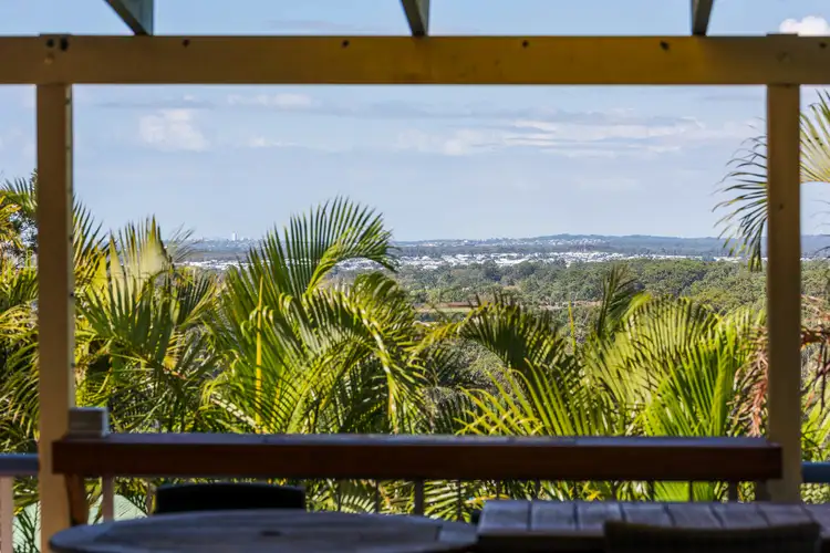 57 Tantula Rd W, Alexandra Headland QLD 4572
