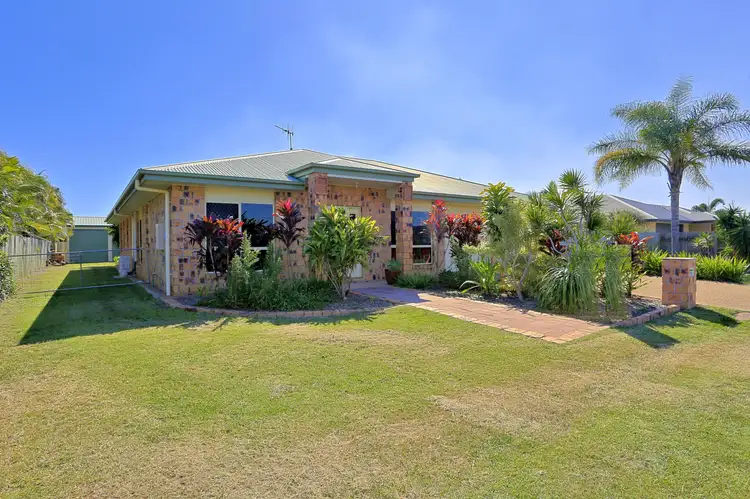 42 Gibsons Rd, Burnett Heads QLD 4670