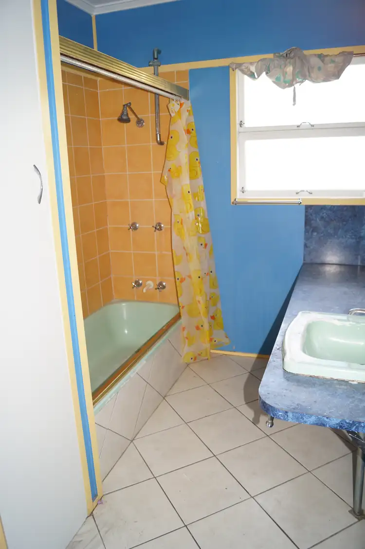 Fifth view of Homely house listing, 14 Churchill St, Park Avenue QLD 4701