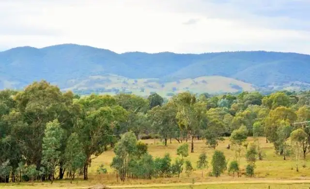 . Racecourse Road, Yackandandah VIC 3749