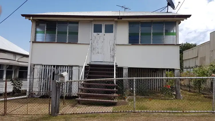 24 Central St South, Mount Morgan QLD 4714