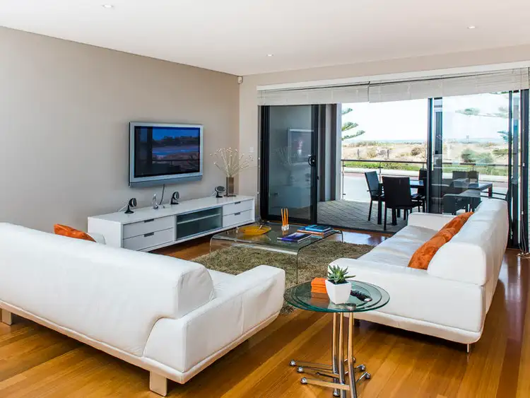 Second view of Homely unit listing, Unit 1/33 Breakwater Parade, Mandurah WA 6210