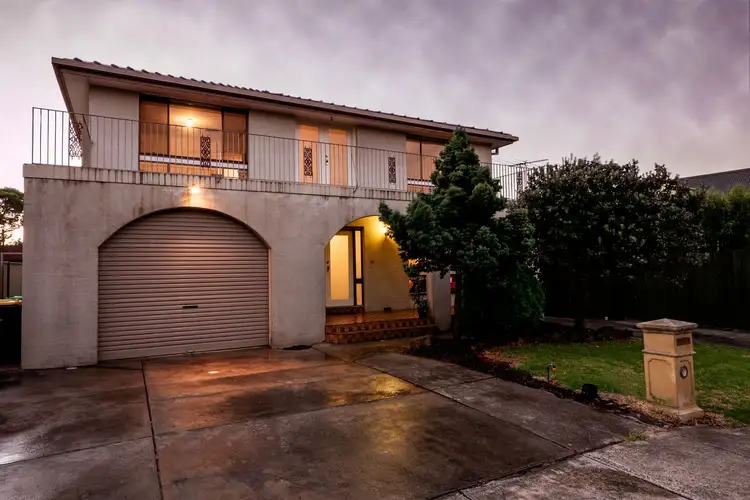13 McIntyre Drive, Altona VIC 3018