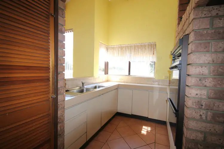 Sixth view of Homely house listing, 11 Britten Court, Collie WA 6225