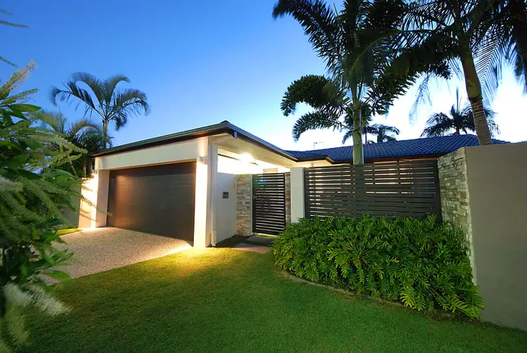 34 Coronet Cres, Burleigh Waters QLD 4220