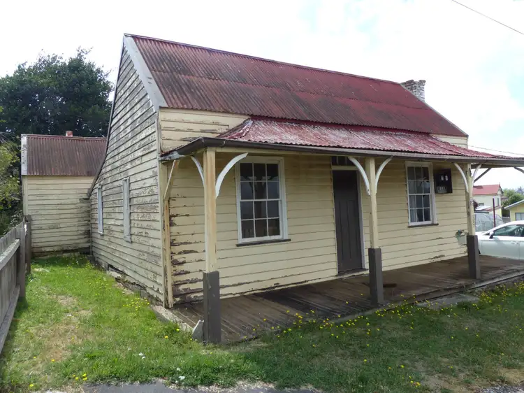 137 Emu Bay Road, Deloraine TAS 7304